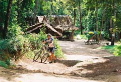 cambodia_bike_lover_Aki