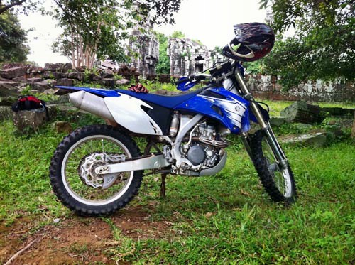 cambodia_motorbike_yamaha_wr250